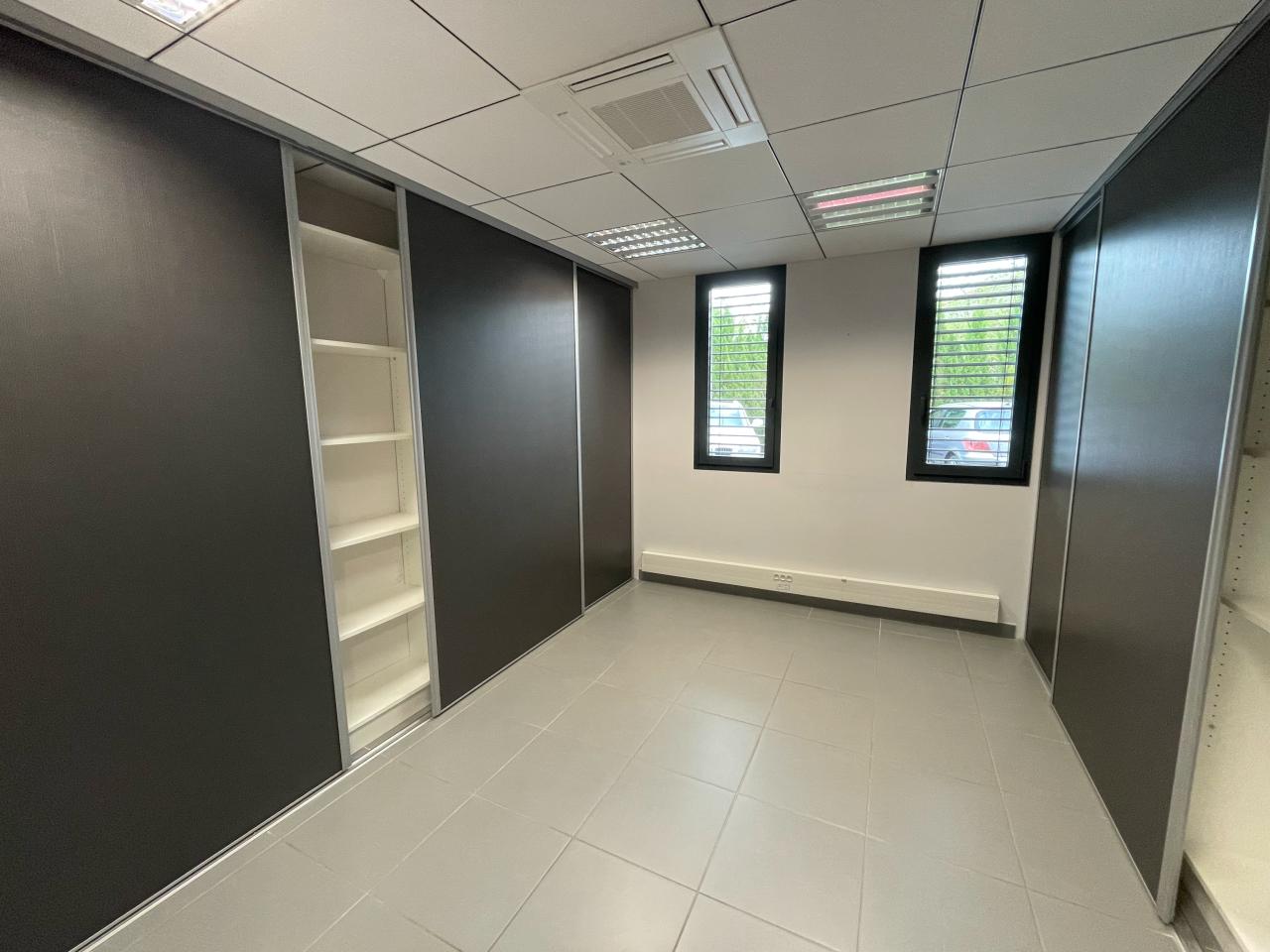 Bureau Saint-Jean 182m² Location bureau Saint-Jean Haute-Garonne OLBUR2531736 9